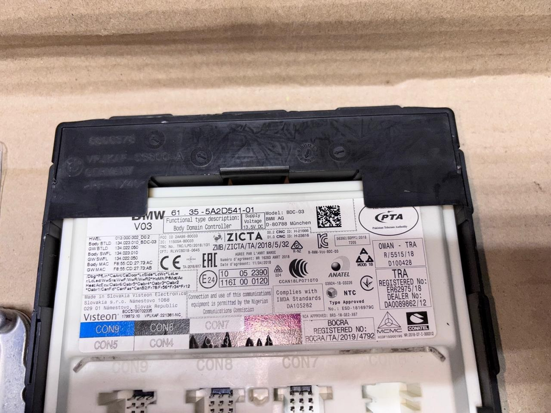 BMW 540i G30 B58B30B 2020 ENGINE CONTROL UNIT BDC-03 KEY CARD -5A23E11
