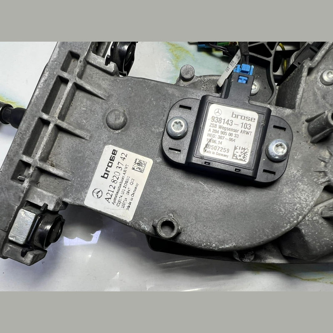 2014 Mercedes-Benz E300 Tailgate Lift Motor A2128203742 E-Class W212