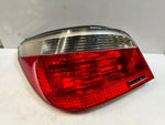 Bild in die Galerieansicht laden, BMW 5 Series E60 Rear Tail Light Rear Left RIGHT 7165737 7165738 OEM