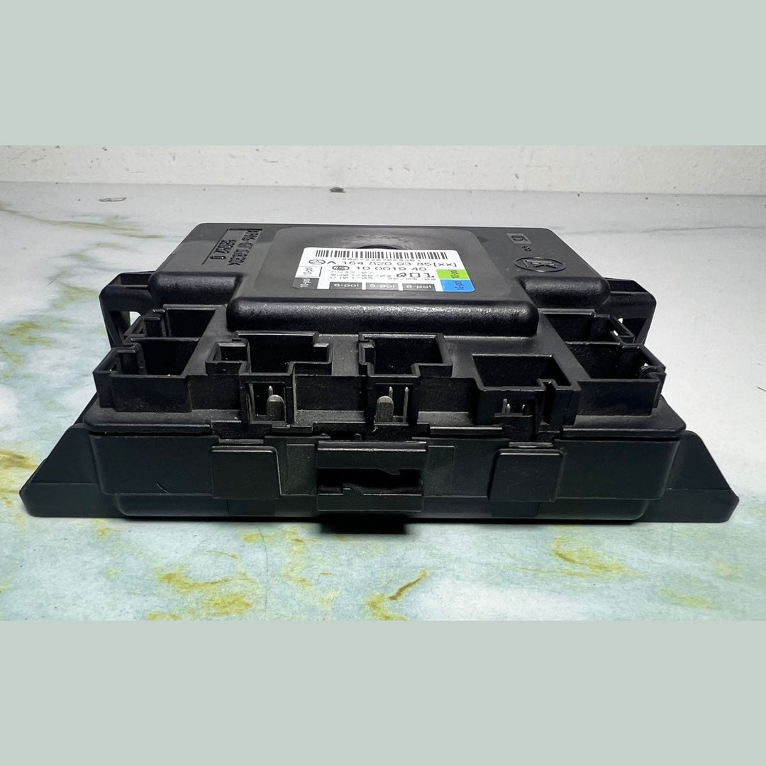 Mercedes-Benz Front Left Door Control Module A1648209385 GL-Class X164