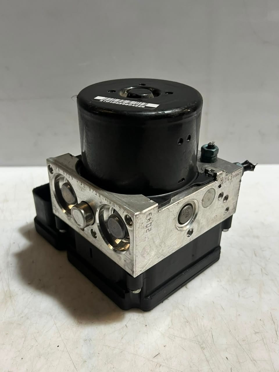 BMW F30 F31 F32 320I ABS Anti Lock Brake Pump Module 3451-6857323-01 OEM