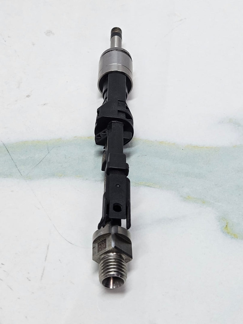 2011-2015 BMW 135i, 335i, 535i, 640i, 740i, X5 N20 N55 Fuel Injector 7597870 OEM