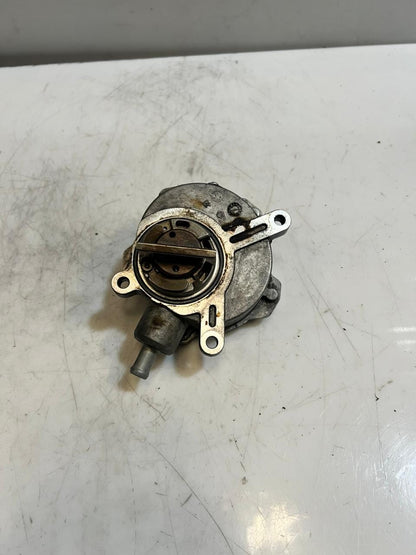 2006-2008 BMW 750Li 6 Series E63 E64 E60 E53 E65 Brake Vacuum Pump 7545384 OEM
