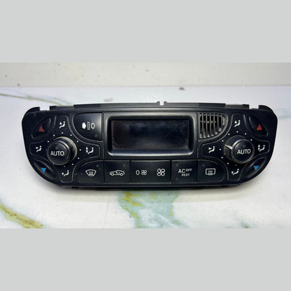 2001-2004 Mercedes C200 Air Conditioning Control Unit A2098300285 W203 C-Class a