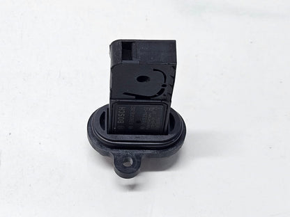 2013-2017 BMW 750i 7 Series F01 F02 F03 F04 Mass Air Flow Sensor 7613234 OEM