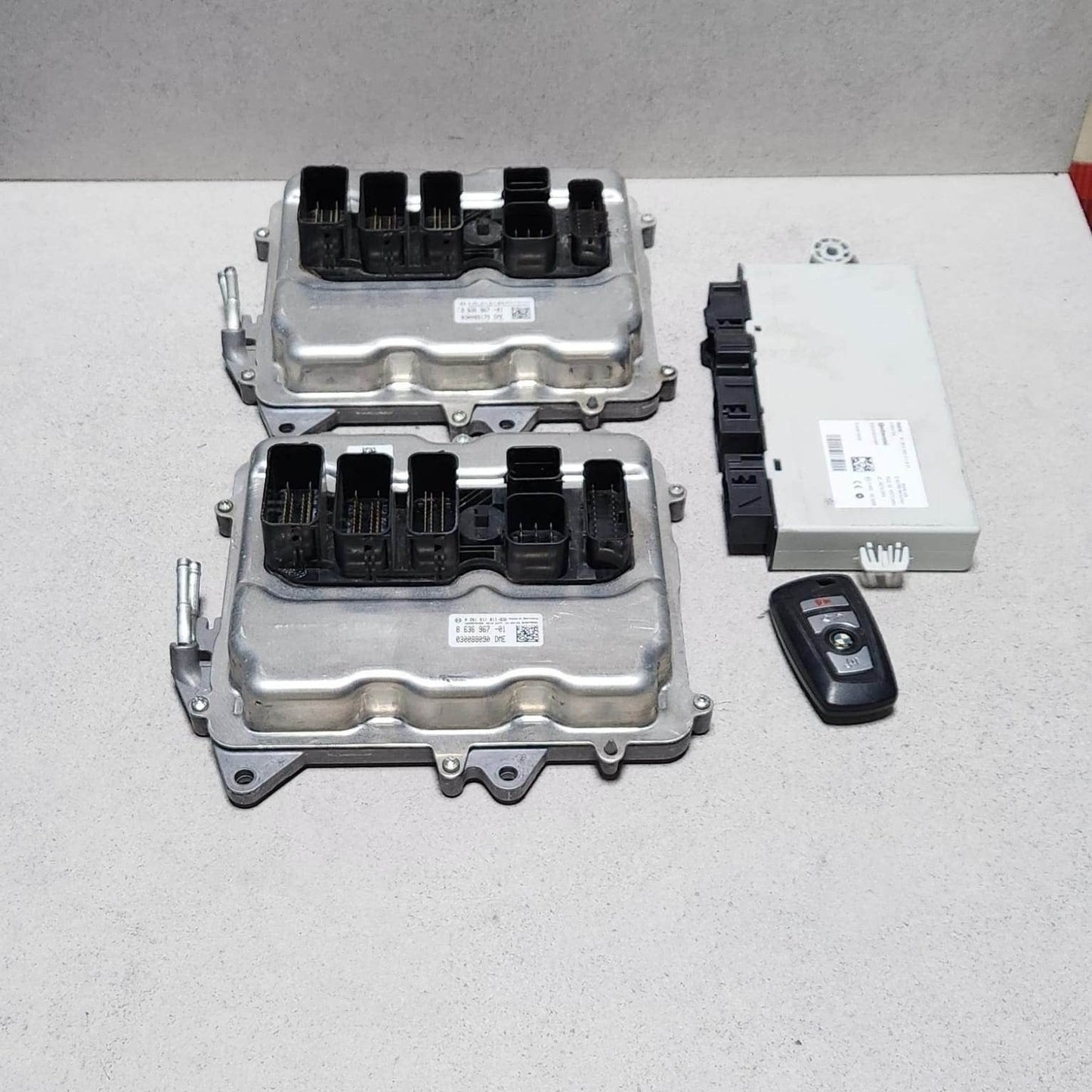 2014-2016 BMW 550i Engine Control Module 8636967 550i and X5 N63N