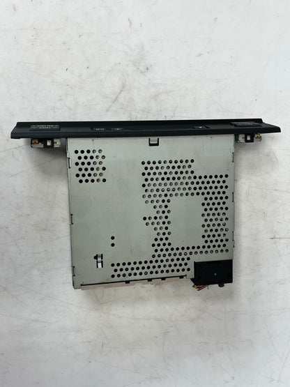 BMW C33 OCEANIA 12V DC NEGATIVE GND Business Radio 8362349 OEM