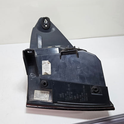 OEM BMW 5 GT F07 Fender right Tail Light 7199642