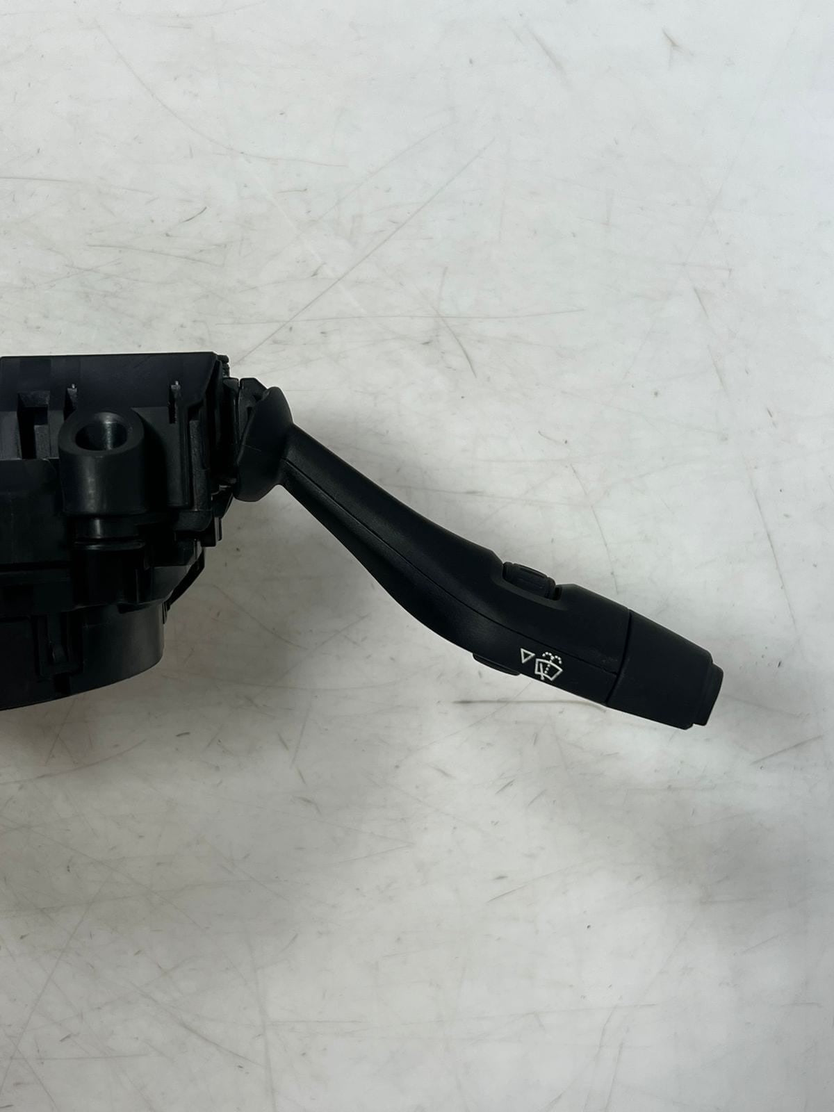 2015-2020 BMW X1 F45 F46 F48 X2 F39 X5 F15 F85M Steering Column Switch 6827372
