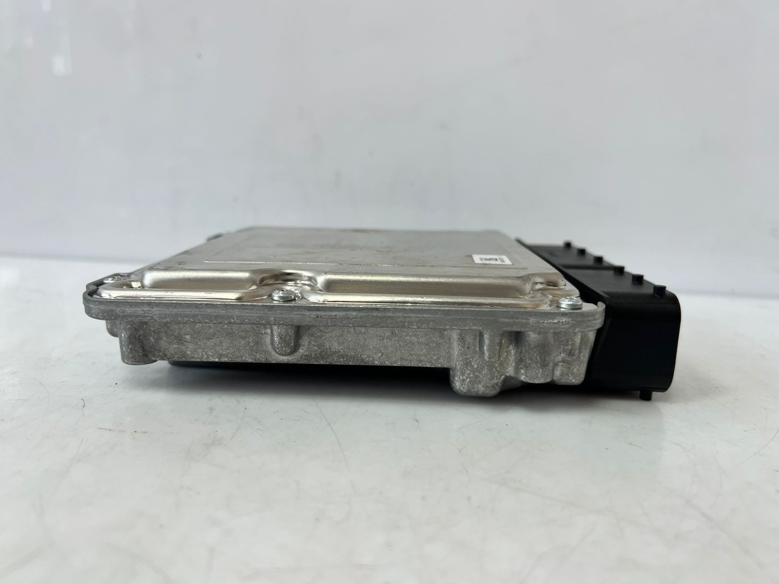 2012 BMW F30 N47D F20 3' 2.0 320d 120d diesel Engine Control Unit ECU 8518568 