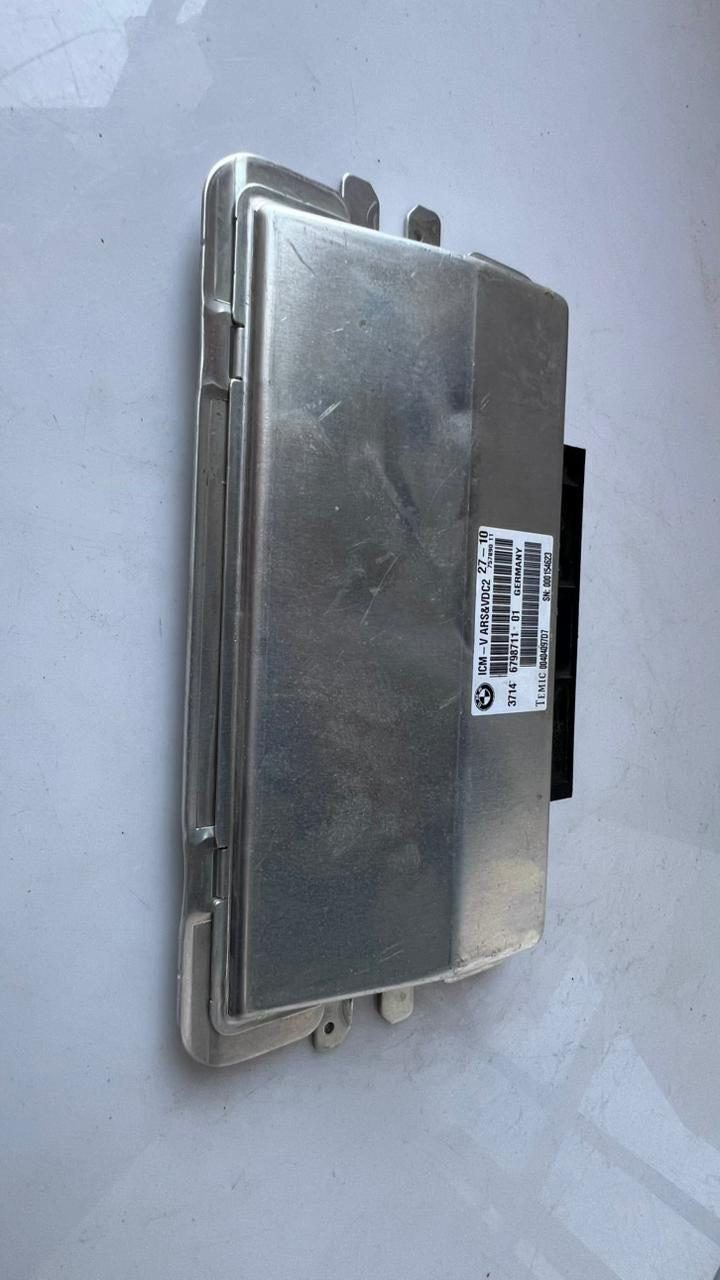 2009-2013 BMW 750Li Vdc Control Module 6798711 5 Series F10 F11, 7 Series F01 