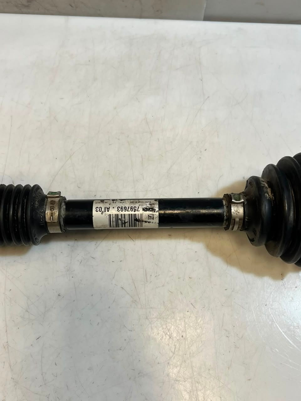 BMW 3' GT F34 F30 F35 F31 320i Front Left AXLE xDrive Drive Shaft 7597693 OEM