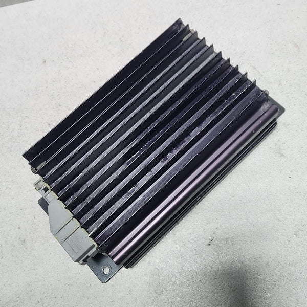2000-2003 Mercedes-Benz S430 Audio Amplifier 2208200289 W220 S-Class S430 S500 