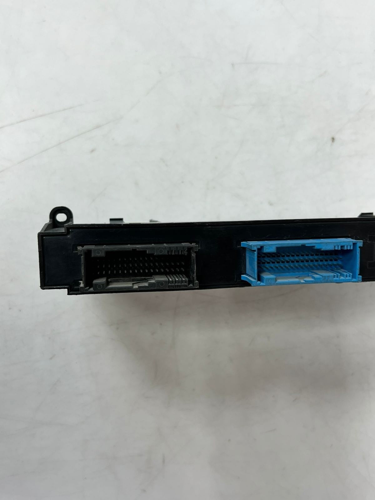 BMW E87, E90, and E81 1 Series Body Control Module BCM 9176882 OEM