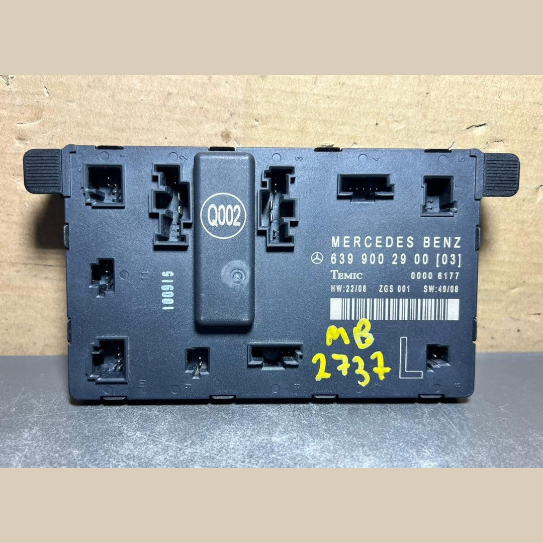 Mercedes-Benz W639 Vito Front Left Side Door Control Module A639 9002900 OEM