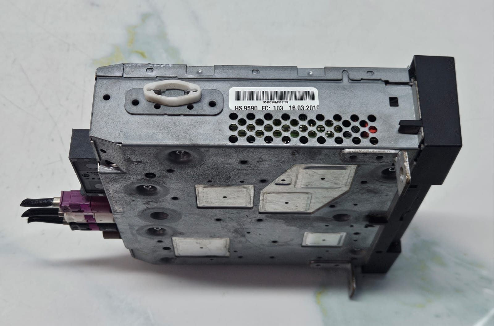 BMW DVD Audio Player Head Unit Rear Cabin 9228930 OEM