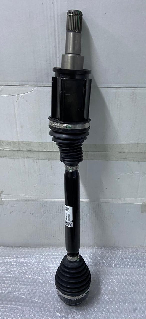 Output shaft right front 7' G70, i7 xDrive60, Sedan, XE2,  Left Side 5A61A37 USA