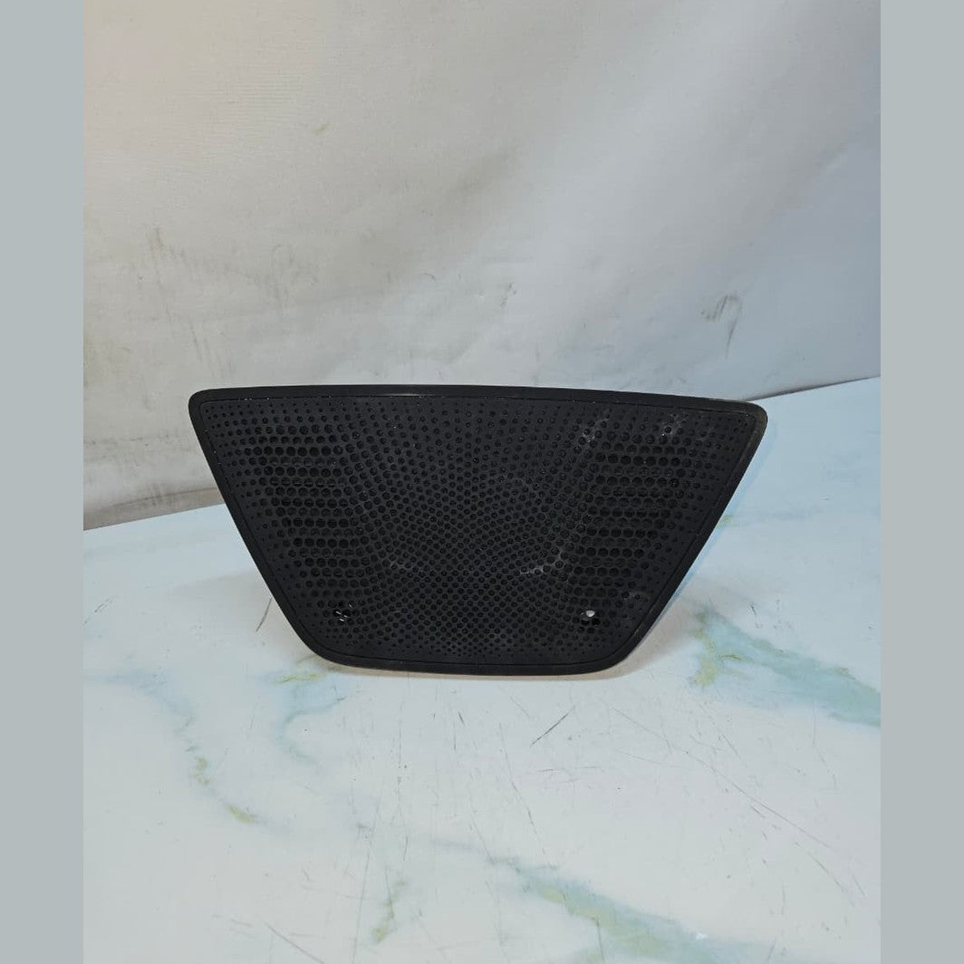 2019 - 2025 BMW X5 G05 CENTER DASHBOARD SPEAKER & COVER PANEL OEM 2622517