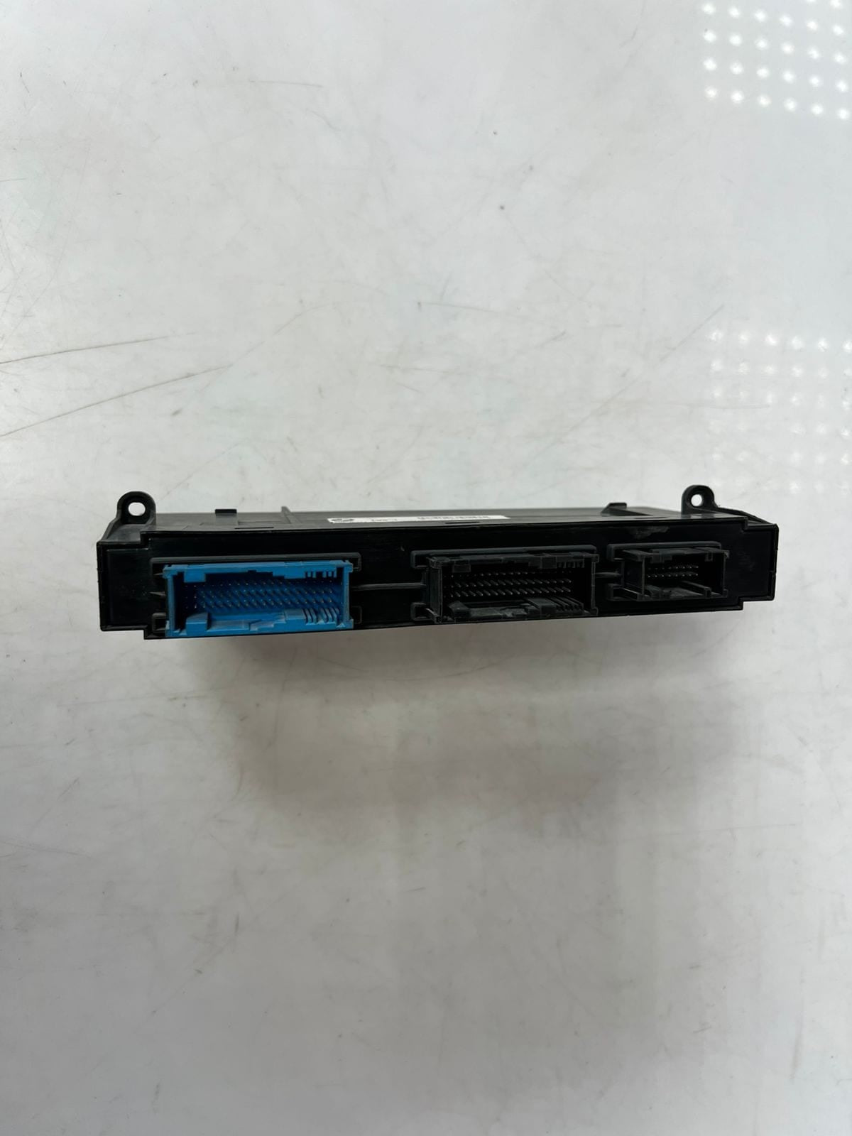 2011-2017 BMW X3 F25 Body Control Module JUNCTION BOX III V9 9247386 OEM
