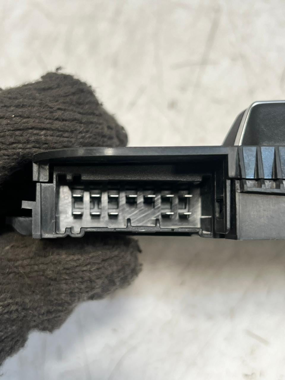 2015 BMW 5' X5 F15 FRONT Left Seat Control Switch 9273397 OEM