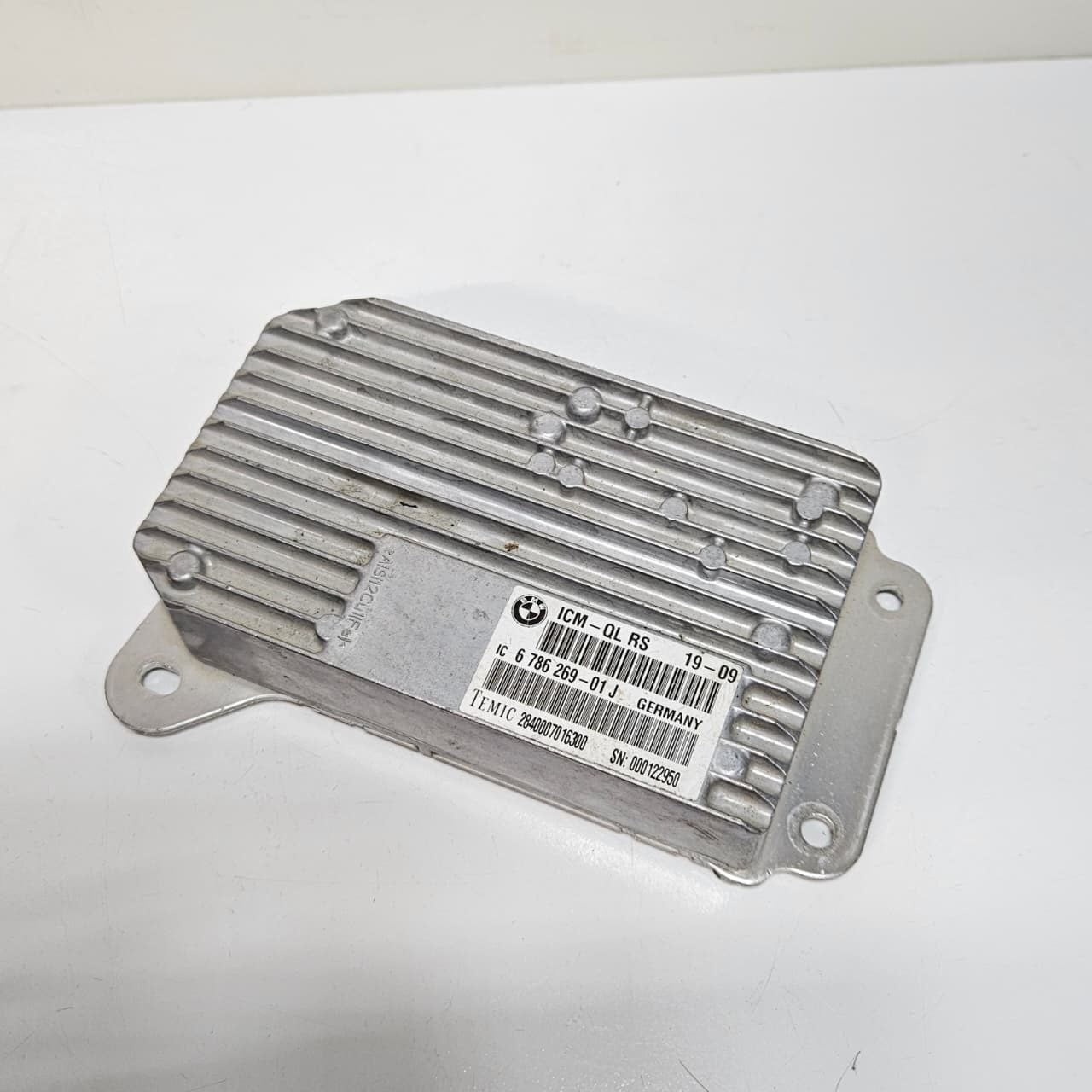OEM BMW 5 Series F10 F11 ICM Control Module 6799576