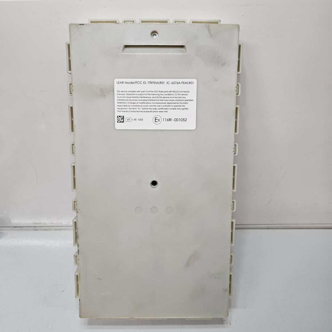 8606777-2013 BMW F10 F11 F25 F30 N20 Engine Control Unit 