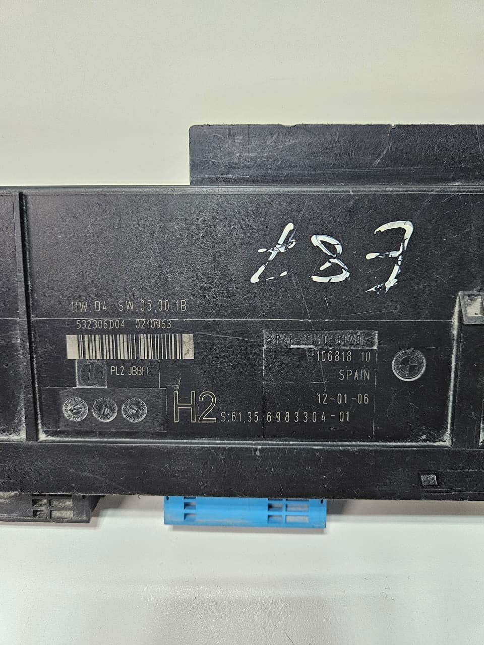 OEM BMW E87 1 SERIES BODY CONTROL MODULE 6983304