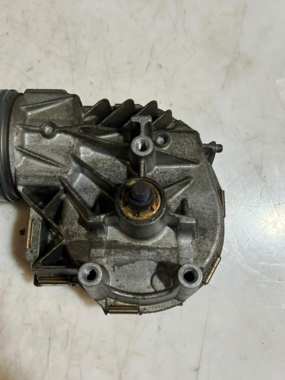 2011-2016 BMW 5 Series F10 F11 Front Wiper Motor and Linkage 7305562 OEM