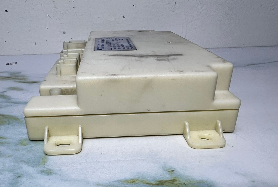 Mercedes-Benz W212 E-Class E350 Keyless Go Entry Control Module A212 8201385 OEM