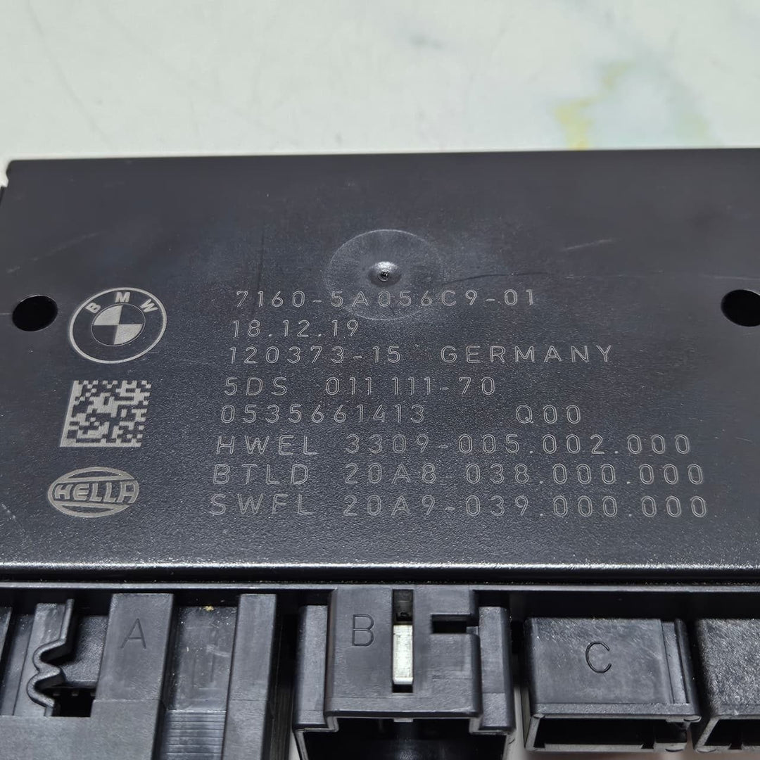 OEM BMW G21 G31 G05 Control Unit for Trailer Hitch 5A056C9 OEM