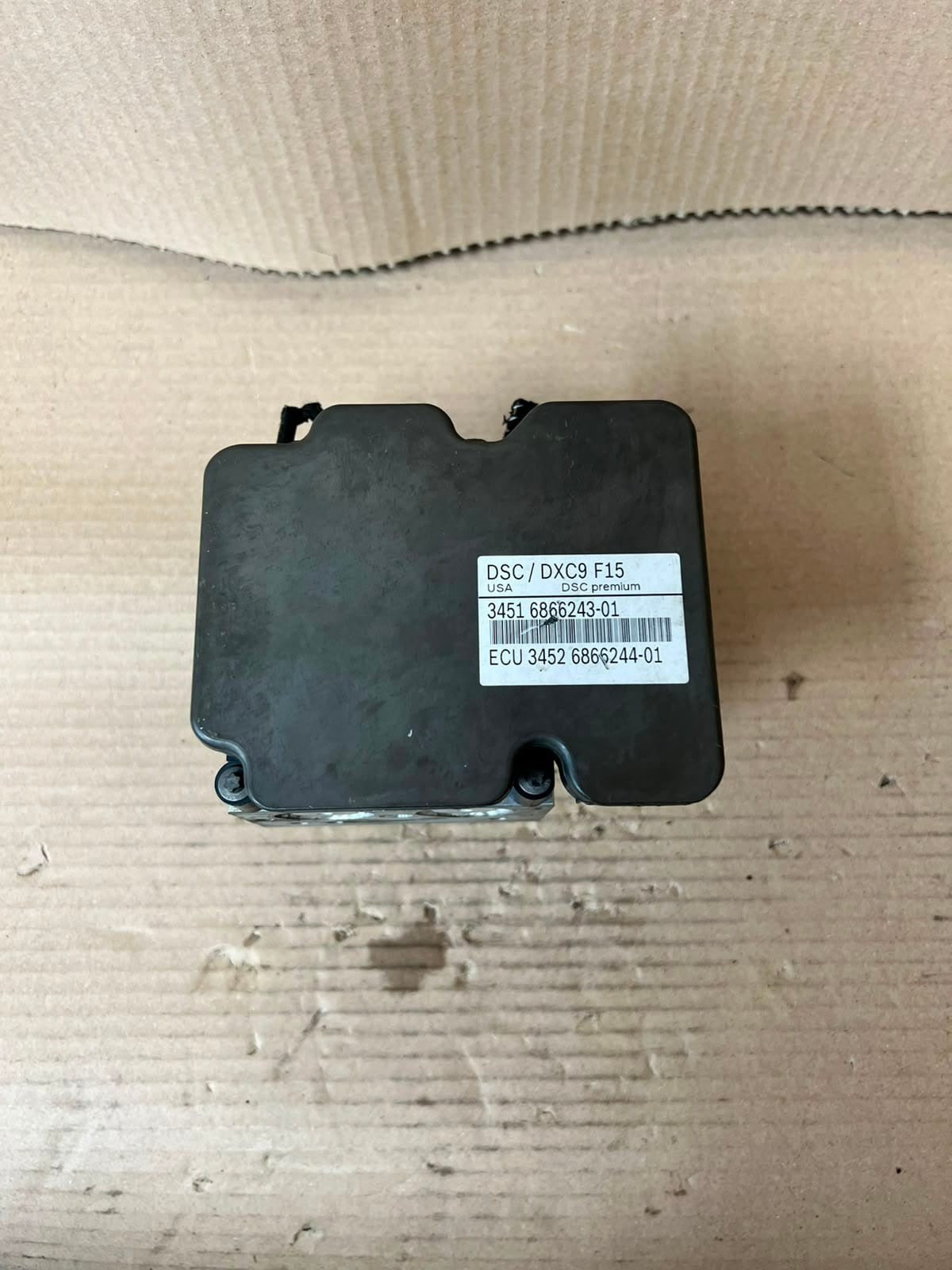 2014 BMW X5 F15 X6 F16 ABS Hydraulic PUMP Control Unit 6866243 OEM