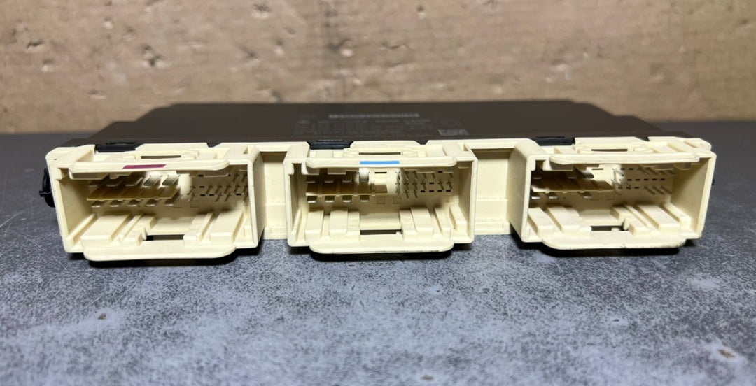 14-18 Mercedes W205 C-Class Front Driver Seat Control Module A205 9005122 OEM