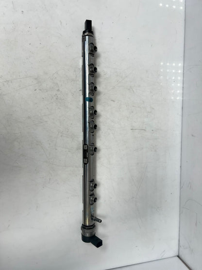 BMW 3 Series F30 F31 F35 N57 D30 Fuel Rail INJECTOR PIPE 7805423 OEM