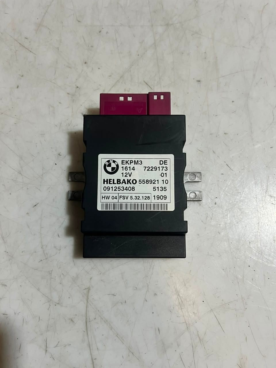 2016 BMW 1' 3' Z4 E60 E61 E70 E71 E89 E90 Fuel Pump Control Module 7229173 OEM 