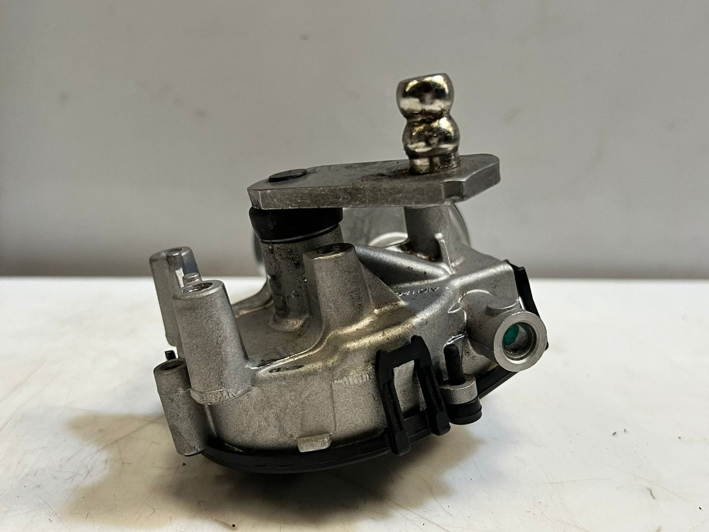OEM BMW 3 SERIES G20 G26 RHD FRONT WIPER MOTOR & LINKAGE 7427910 OEM