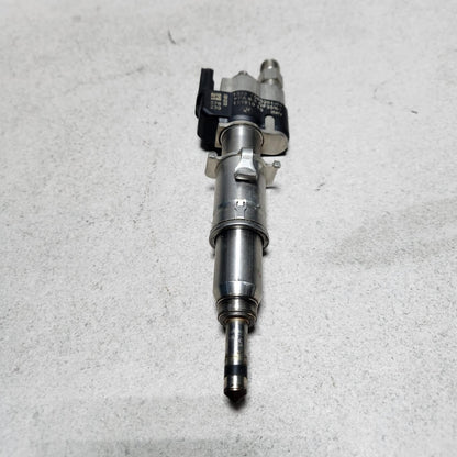 BMW Fuel Injector 7585261-04 N54 N63 N74 engines 1 Series 3 Series 5 Series X5