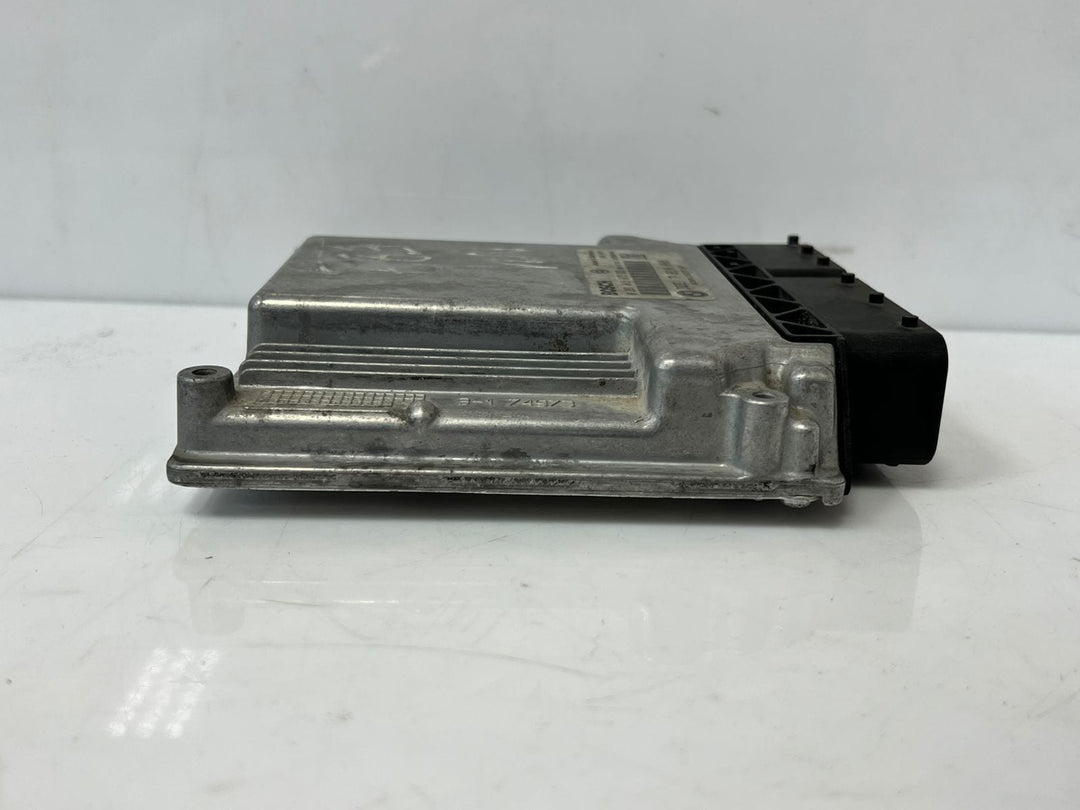 BMW  E90 E91 320D 2.0 DIESEL Bosch 0281015075 Engine Control Unit 7810000 OEM