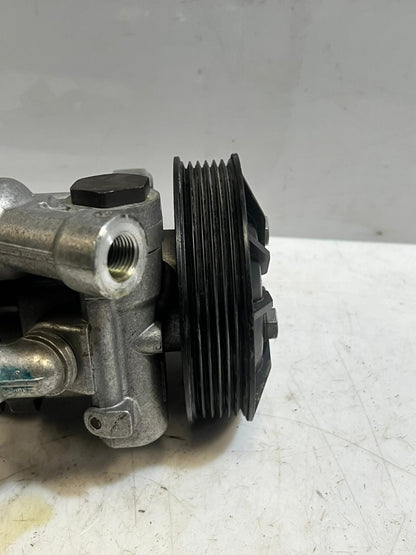 2008-2010 BMW 528i E81 E87 E90 E91 N52B25 2.5P Power Steering Pump 7539015 OEM