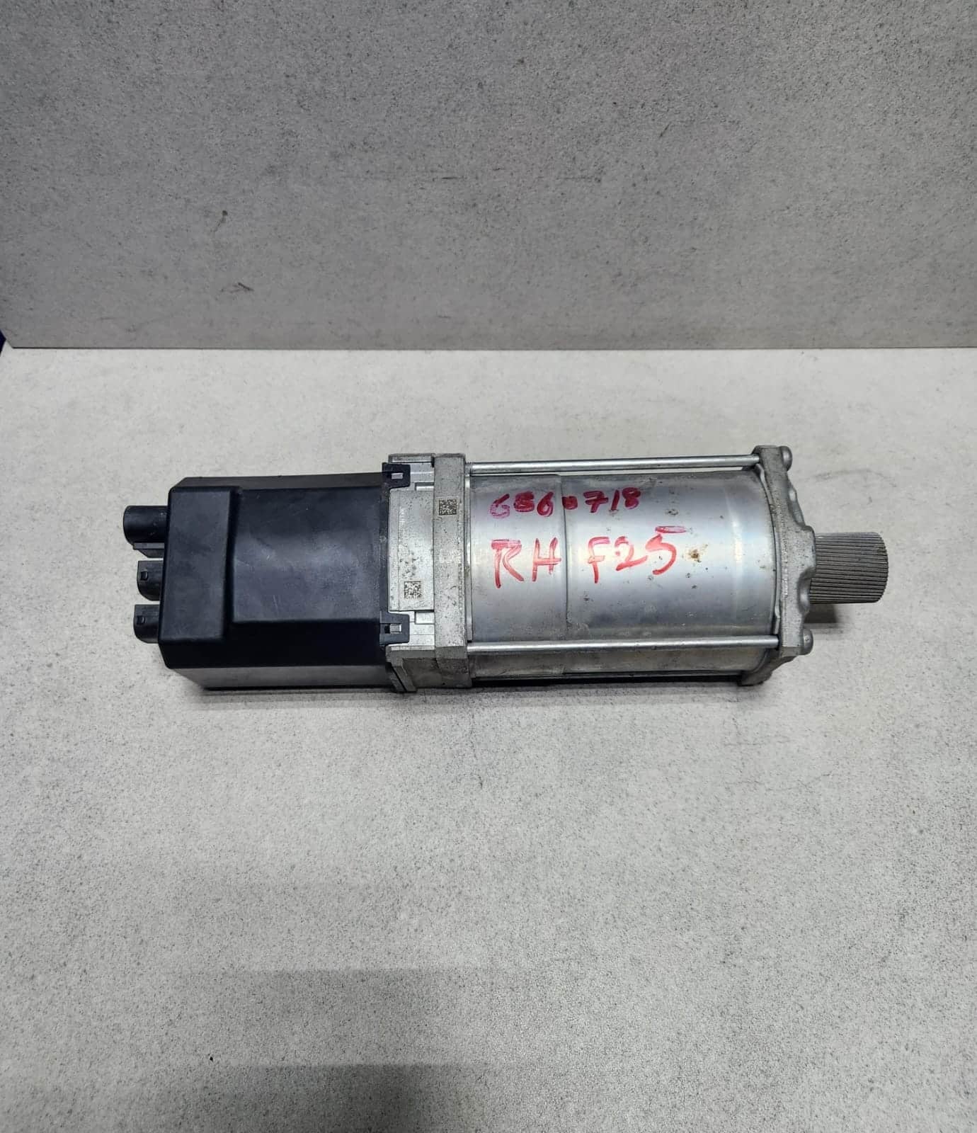 2013-2016 BMW 328i Electric Power Steering Rack 7369110 F30 F31 F35 3 Series 