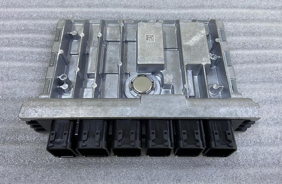 OEM BMW G60 G70 G05 G06 G07 Control Unit Engine Electronics DME ECU ONLY 5A71304