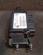 Bild in die Galerieansicht laden, BMW F20 F21 F30 F32 srs CONTROL MODULE / SRS ECU P/N - 6826983