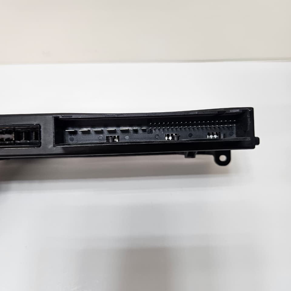 2011 BMW 535i 650i 528i Junction Box Electronics V6 9353417 OEM