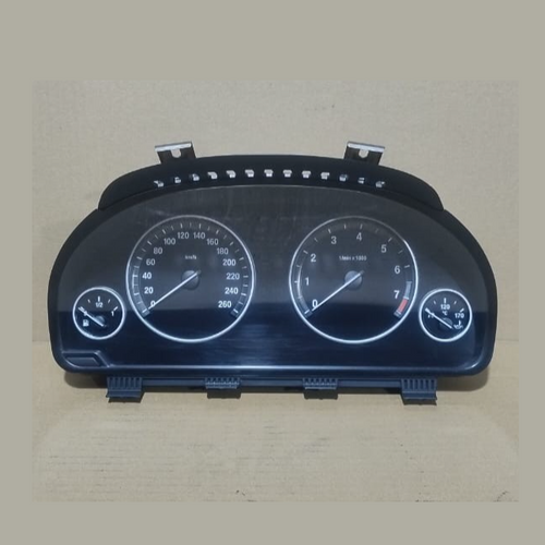BMW 5 F10 F11 F18 X3 F25 X4 F26 X5 F15 SPEEDOMETER OEM -  9348711
