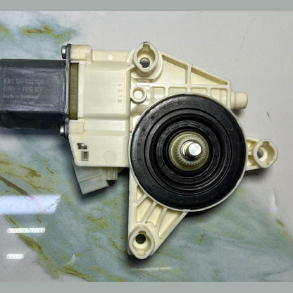 15-20 Mercedes-Benz W222 S-Class Window Motor Front Right Side A222 9060601 OEM