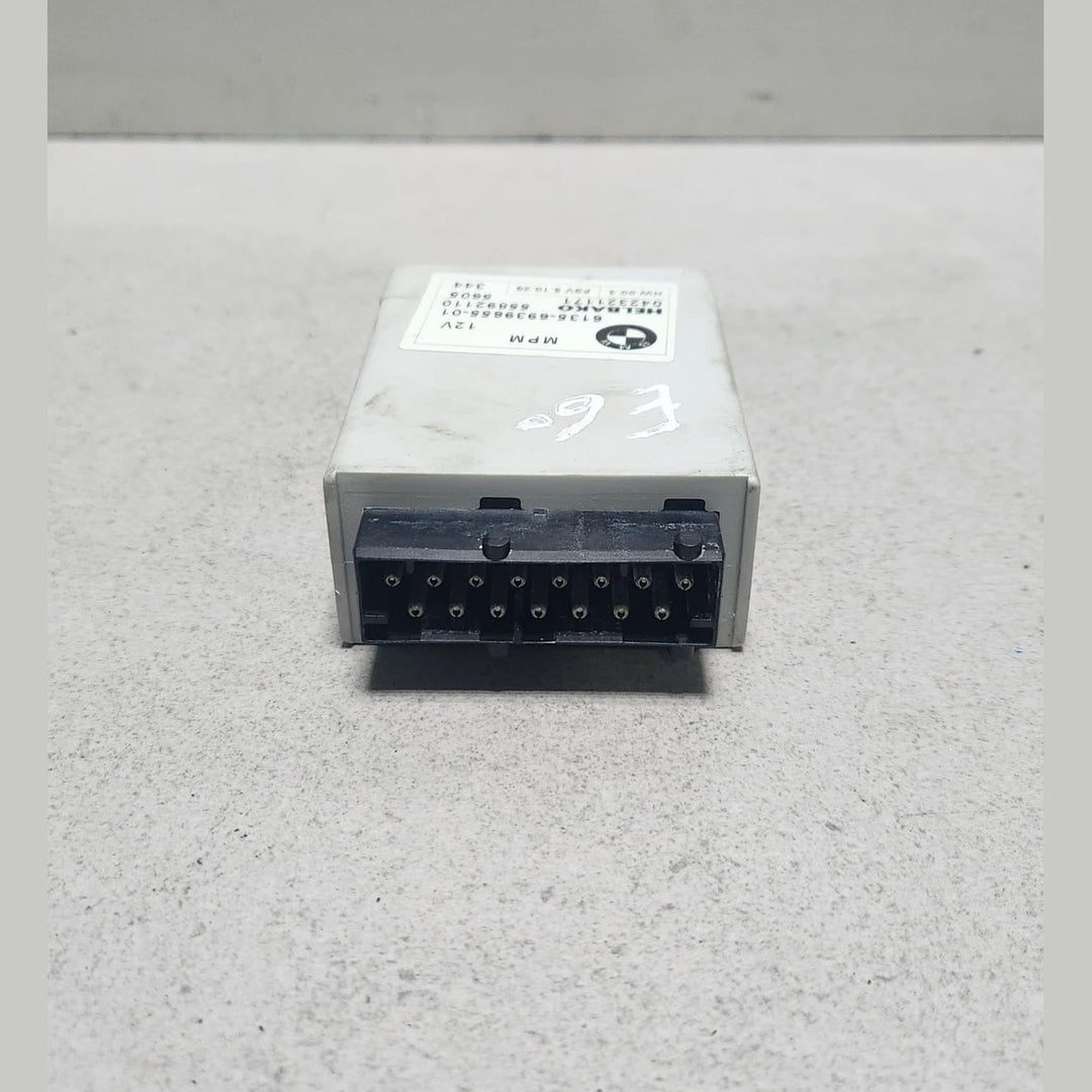 2004-2006 BMW 525i Micro Power Control Module 6939655 E60 E61 E63 E64