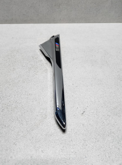 2016-2023 BMW M5 Fender Trim left front  Molding 8063205 M5 F90 