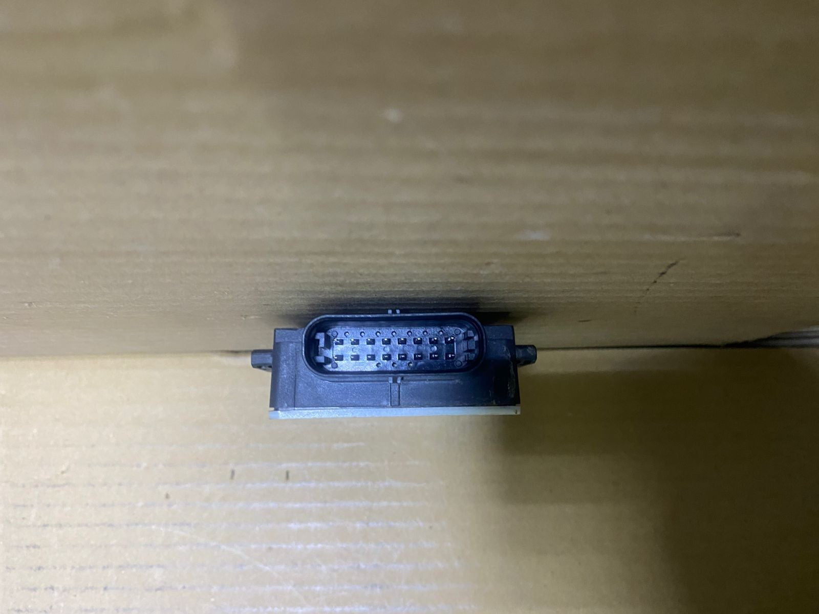2016 BMW 750Li Blind Spot Radar Control Module 6881203 5 Ser G30 and 7 Ser G11 G