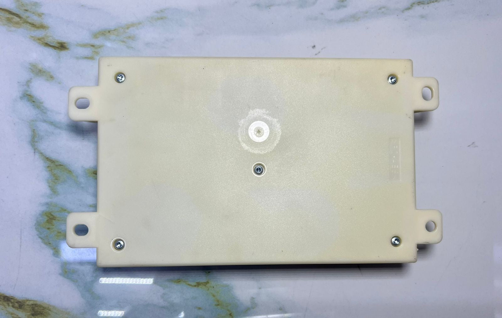 Mercedes-Benz W212 E-Class E350 Keyless Go Entry Control Module A212 8201385 OEM
