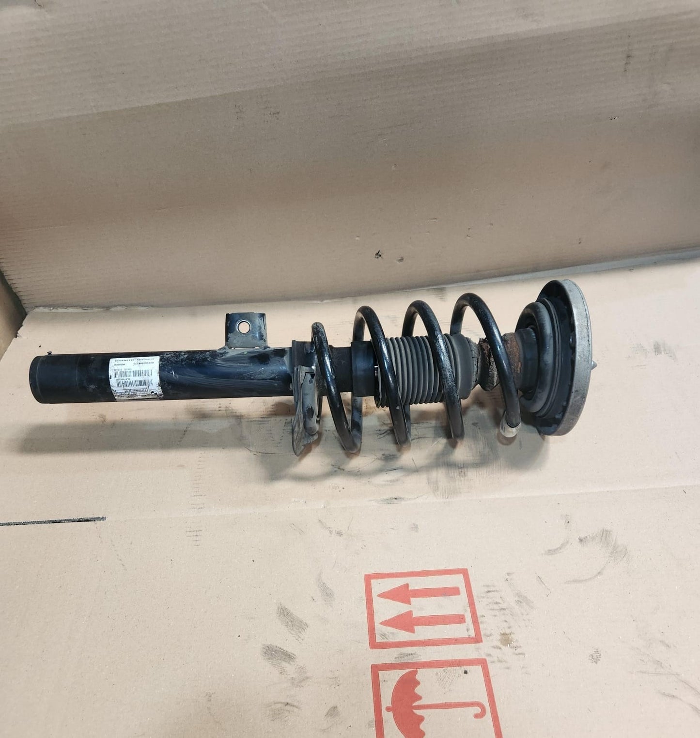 2010 BMW X3 Front Shock Absorber 6796409 X3 F25 front left f25