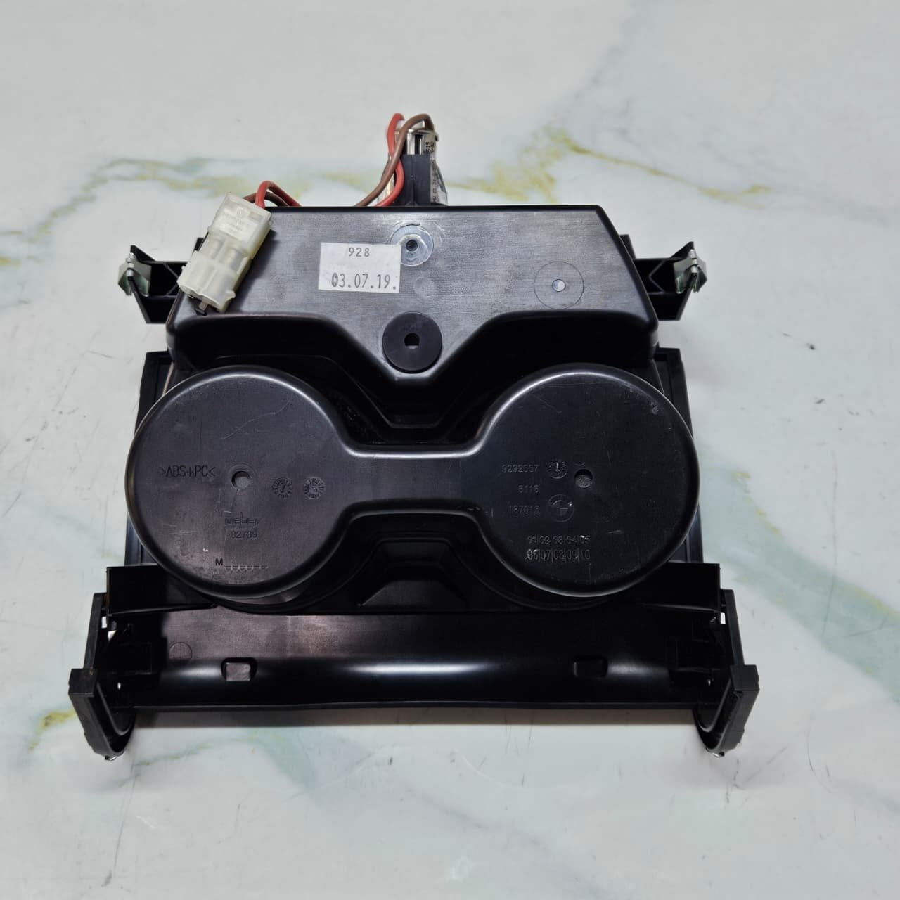 OEM 2016 BMW X1 F48 X2 F39Centre Console Cup Holder 9292557 